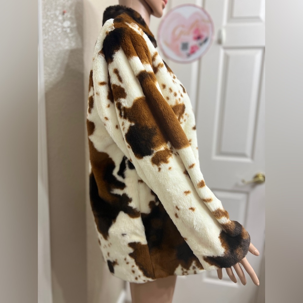 NWT LNA Cowgirl Faux Fur Jacket Brown White Cow Print Coat Size S Cozy Wester - Picture 3 of 10